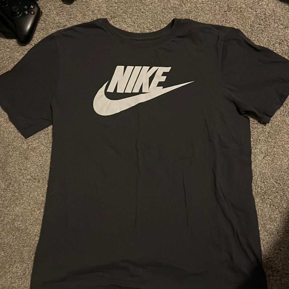 Nike symbol tee shirt